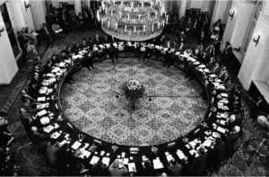 Mesa Redonda en Polonia, 1989.